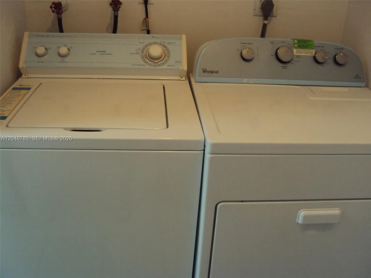 Kendall Acres West Condo — Photo 3