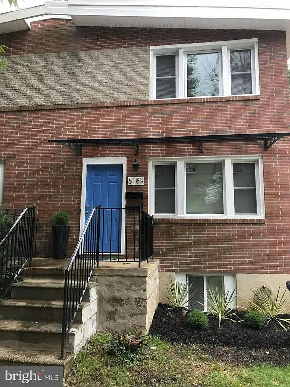 Building Photo - 6189 Northwood Dr #1