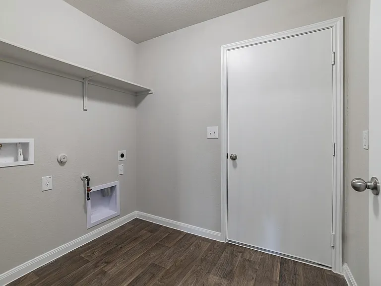 14128 Macquarie Dr — Photo 27