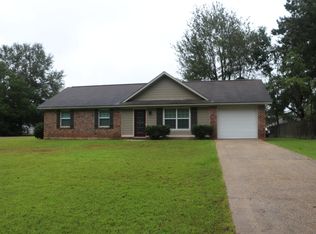 34 Eastover Blvd, Petal, MS 39465