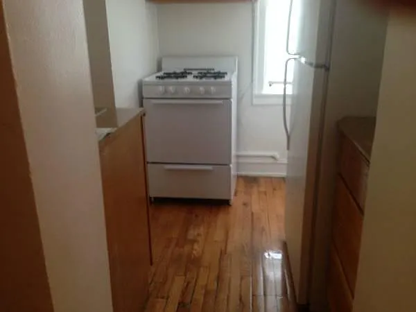 1367 W Estes Ave #3M — Photo 5