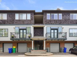 9746 SW 34th Pl #7, Portland, OR 97219