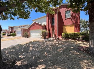 2904 Vicksburg Ln, Fort Worth, TX 76123