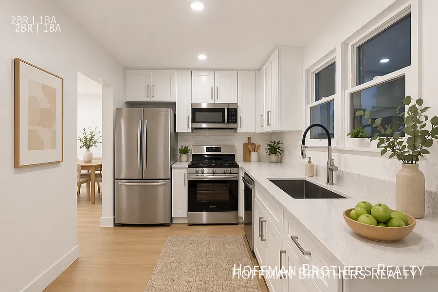 Building Photo - 356 S Rexford Dr #5