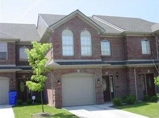 313 Broadleaf Ln, Lexington, KY 40503