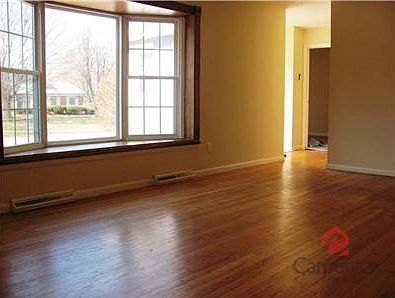 3rd image of 849 Prescott Ct