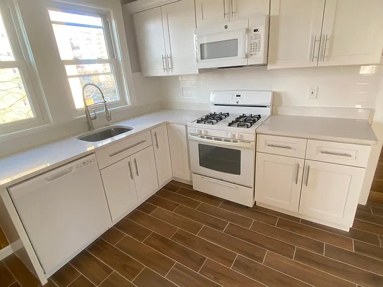 39 Waterhouse St #2 — Photo 25