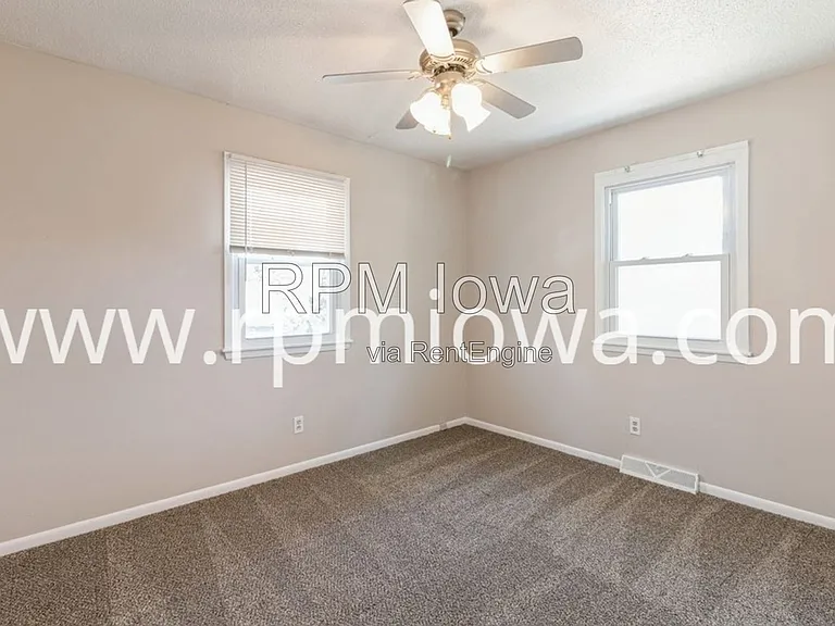 215 NW Arlan Dr #215 — Photo 8