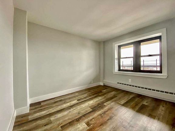 2nd image of 260 Audubon Ave APT 8
