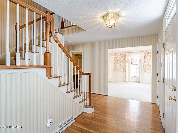 5th image of 2324 Mill Race Ct