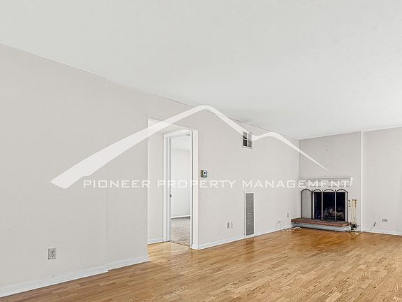 2nd image of 252 N Pennsylvania St APT 207