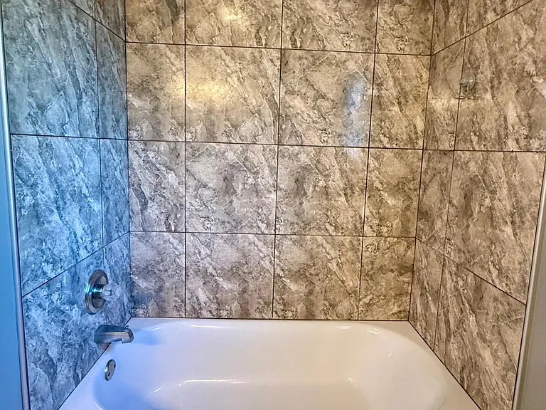 10514 FM 1650 — Photo 19