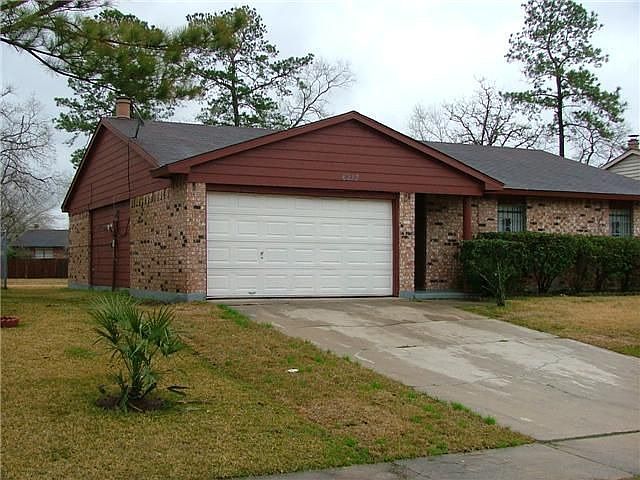 1st image of 6218 Hollow Pines Dr