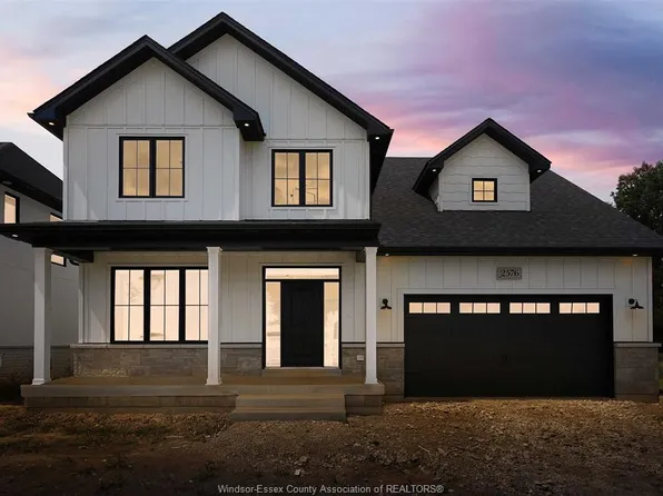 120 Bloomington Way, Chatham Kent, ON N7L 0H2