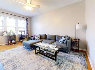 1331 W Addison St #1335-1A, Chicago, IL 60613