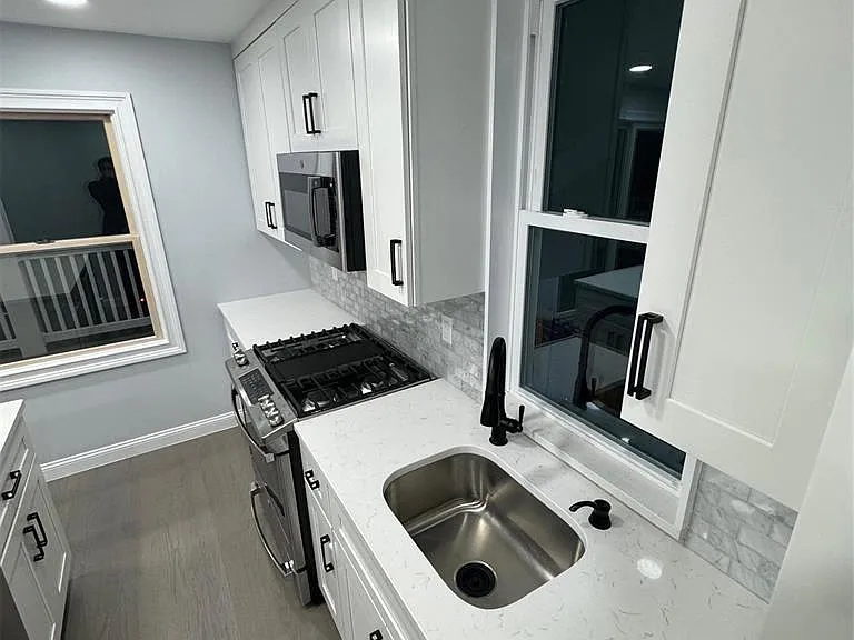 517 Monroe Blvd #2 — Photo 15