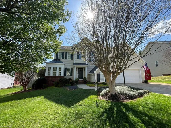 6050 Charring Dr, Kernersville, NC 27284