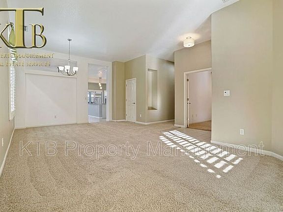 3rd image of 1511 Edgemore Ave