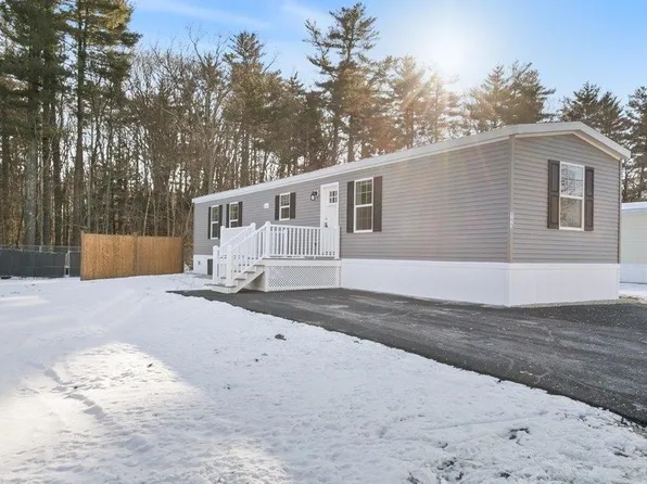 113 Dart Drive, Salem, NH 03079