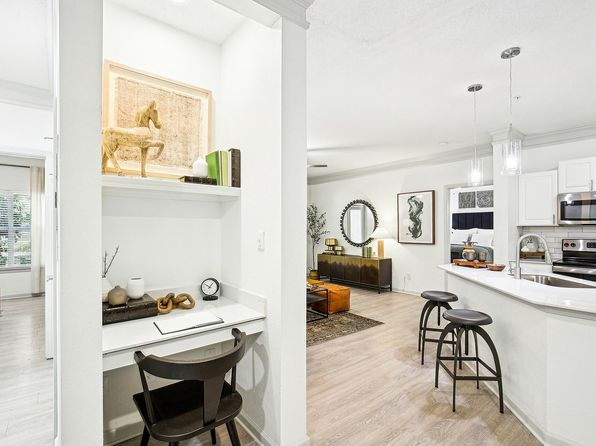 Halston McDonough | 745 Highway 42 S, McDonough, GA