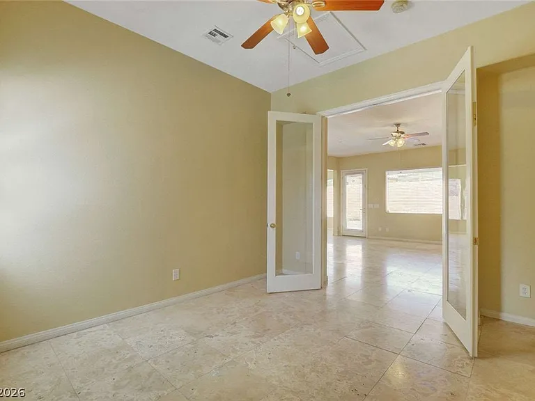 10214 Elk Valley St — Photo 14