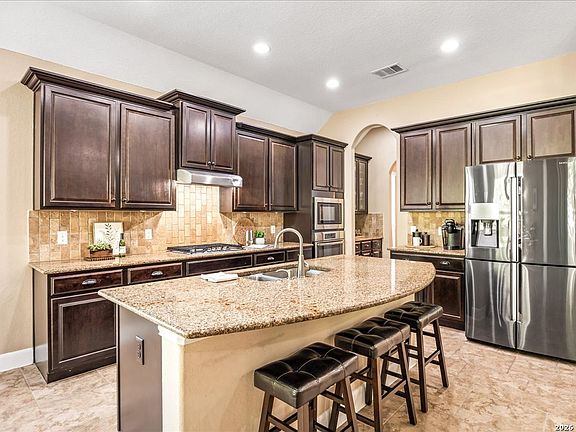 2nd image of 32317 Lavender Cove