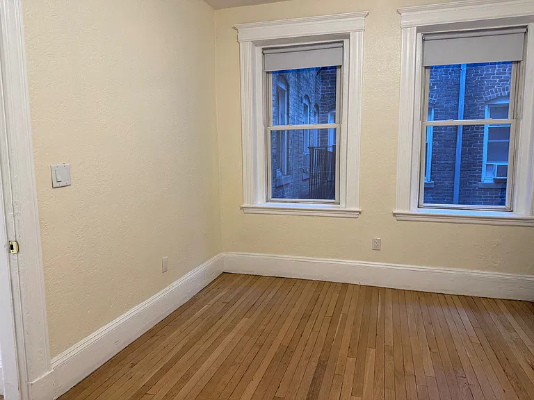1127 Commonwealth Ave — Photo 12