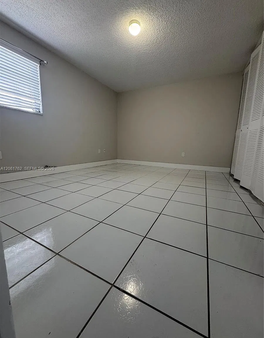 Moonraker Condo — Photo 4