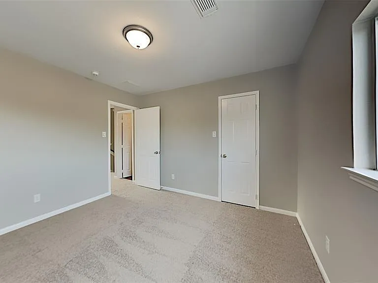 15406 Lynford Crest Dr — Photo 17