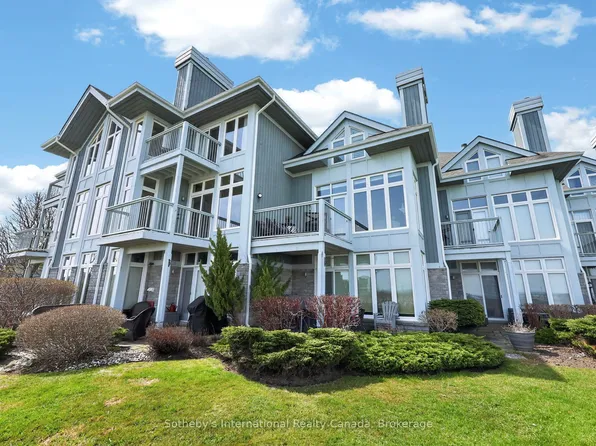 843 Suncrest Cir, Collingwood, ON L9Y 5C7