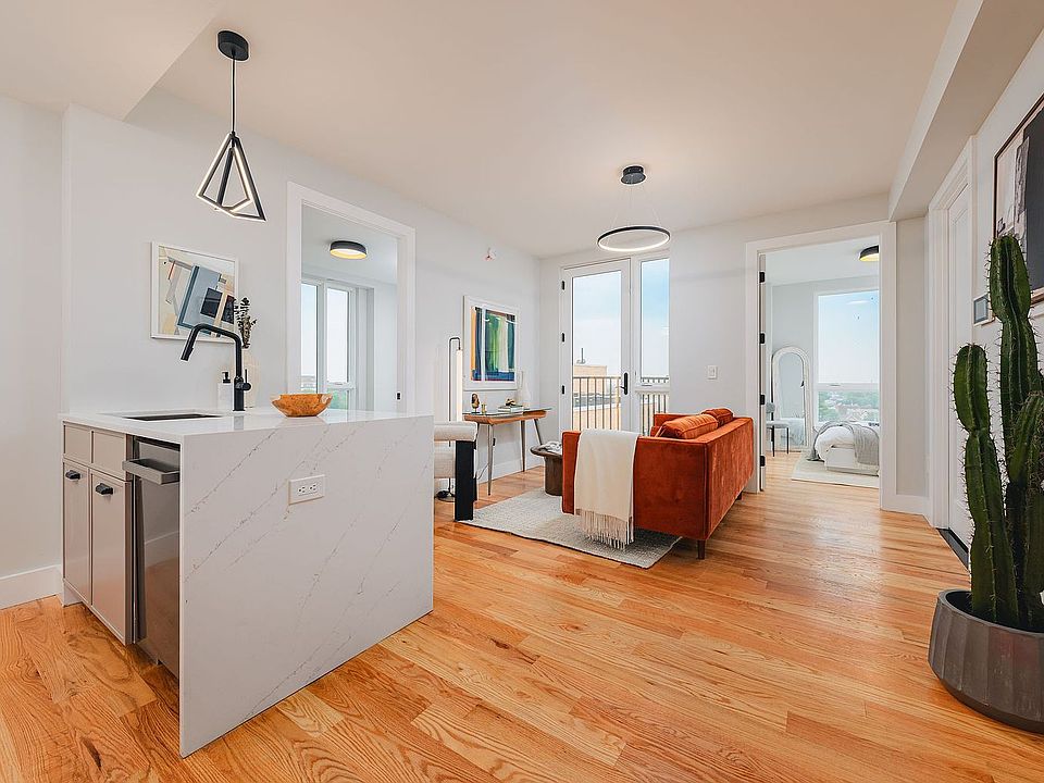 1st image of 2112 Avenue P #402