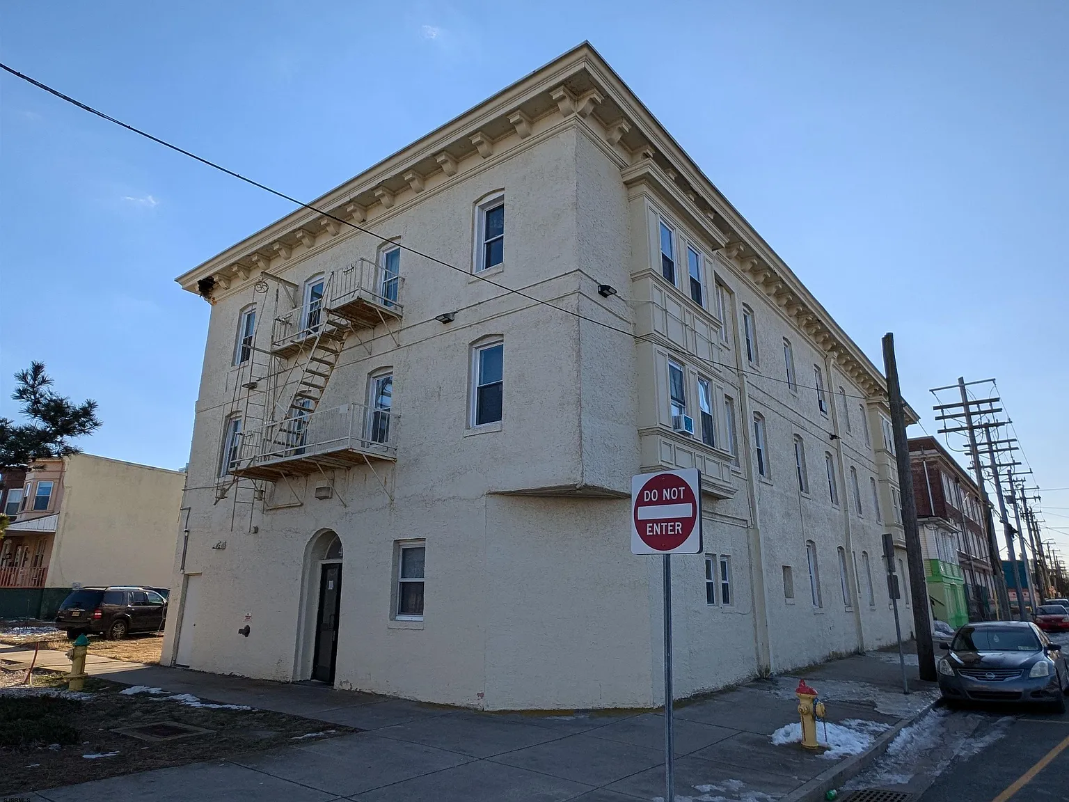 1 bed, 1.0 bath, $1,450 — Photo 2
