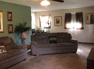 384 Union Dr, Manchester, TN 37355