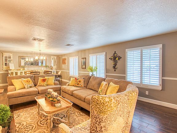 5th image of 809 Cortijo Dr