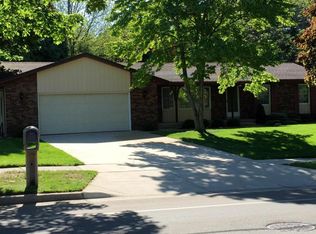 2200 Elmridge Dr NW, Grand Rapids, MI