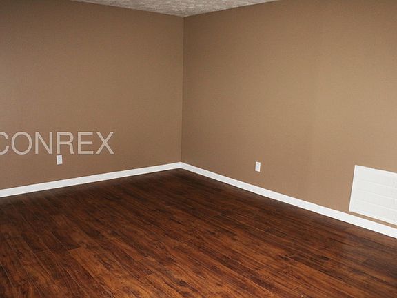 3rd image of 738 Bradwell Dr