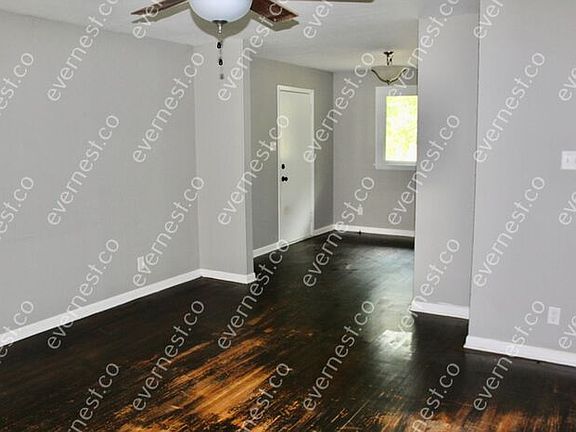 5th image of 2402 Wilshire Dr