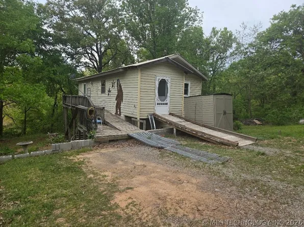121712 Dall Dr, Eufaula, OK 74432