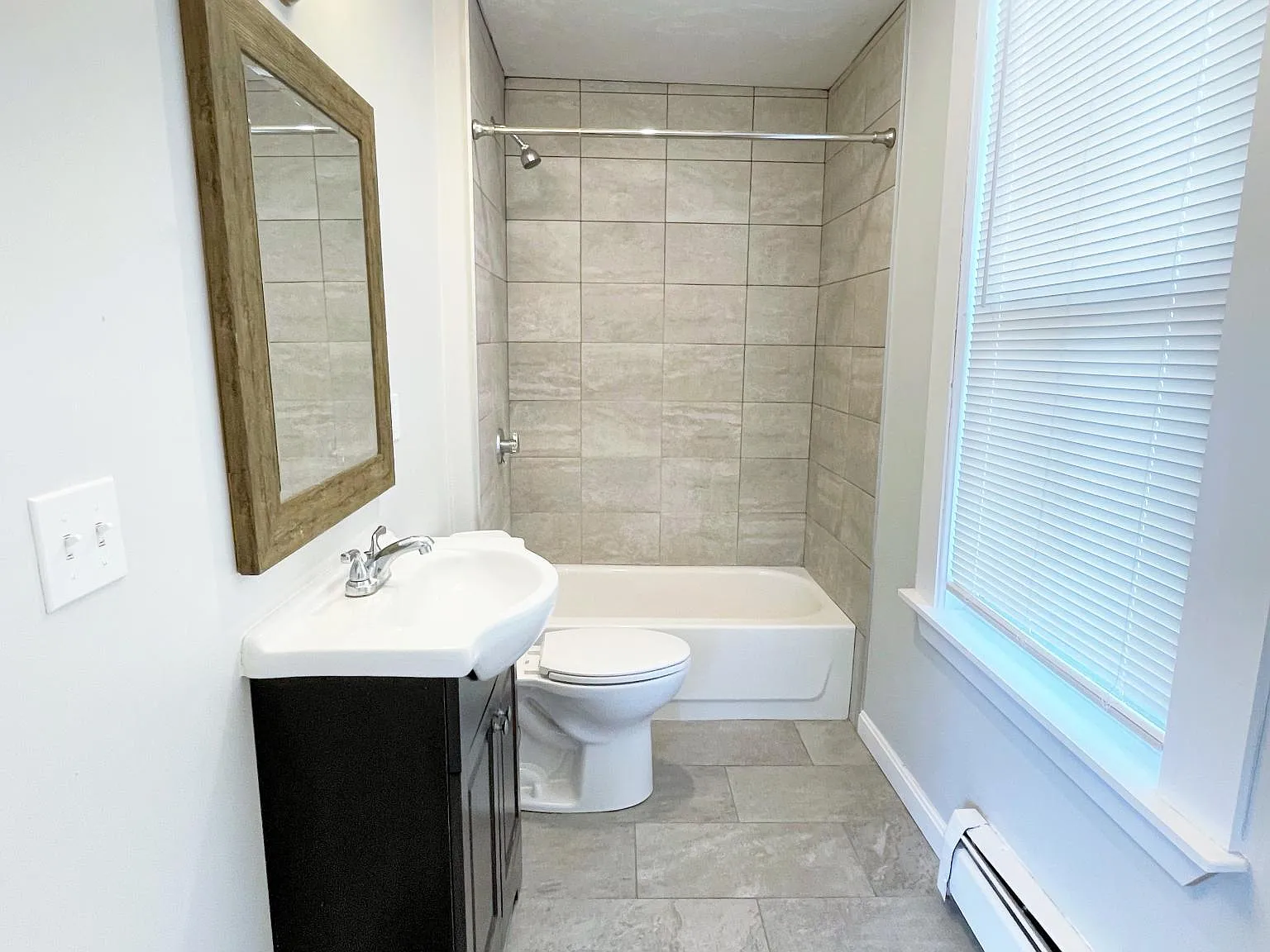 Studio, 325 sqft, $1,700 — Photo 4