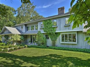 130 Peachcroft Dr, Bernardsville, NJ 07924