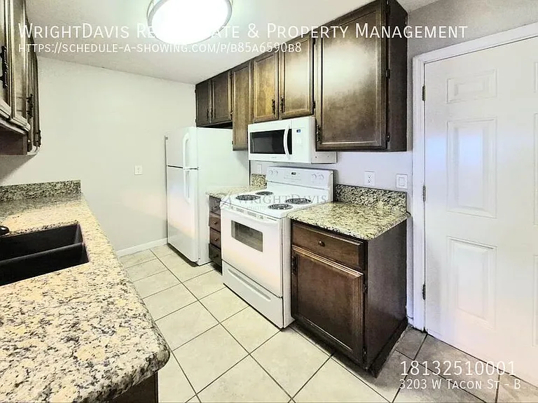 3203 W Tacon St #B — Photo 8
