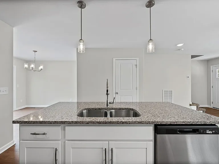 839 Cumberland Dr — Photo 8