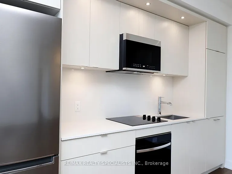 25 Cordova Ave #511 — Photo 13