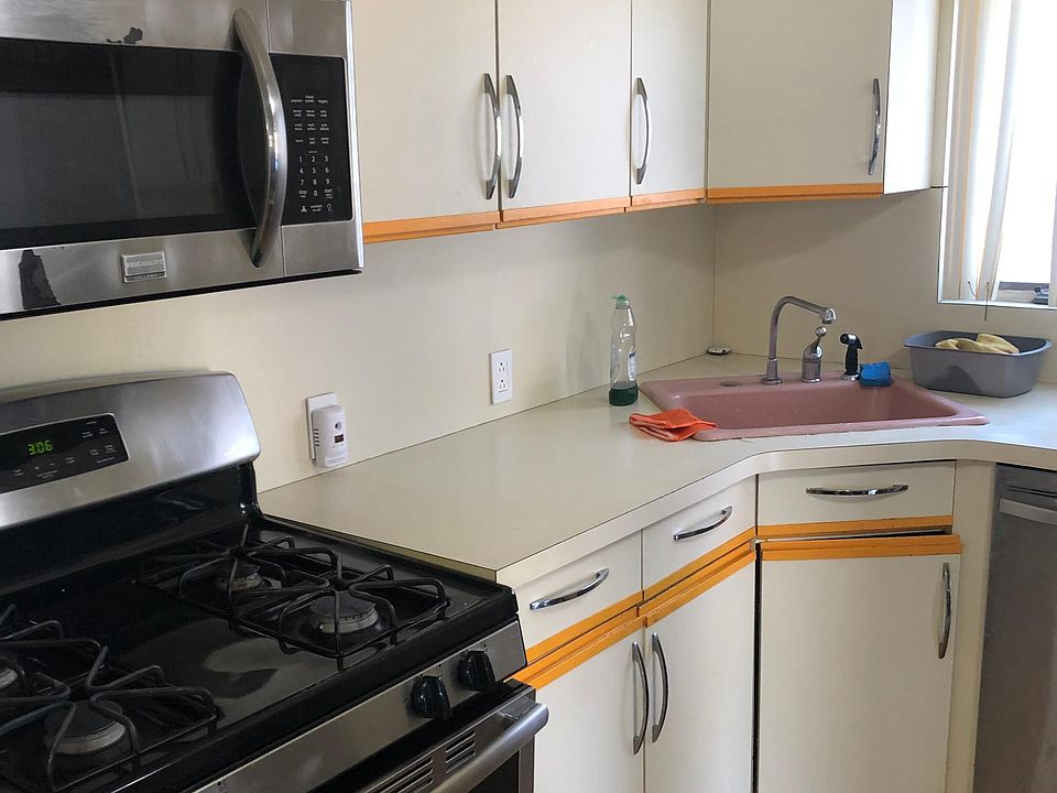 1st image of 2042 Bergen Ave #2