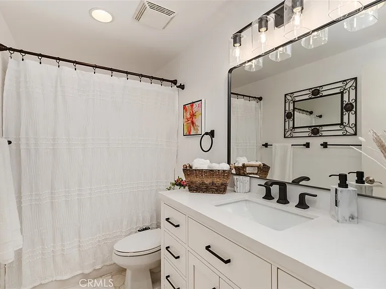 3068 Zell Dr — Photo 26