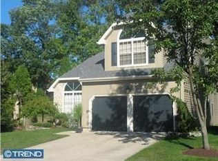 16 Christopher Mills Dr, Mount Laurel, NJ