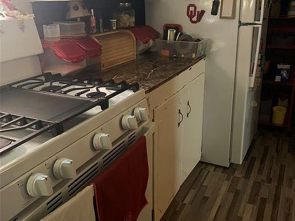 5th image of 407 N 6th St