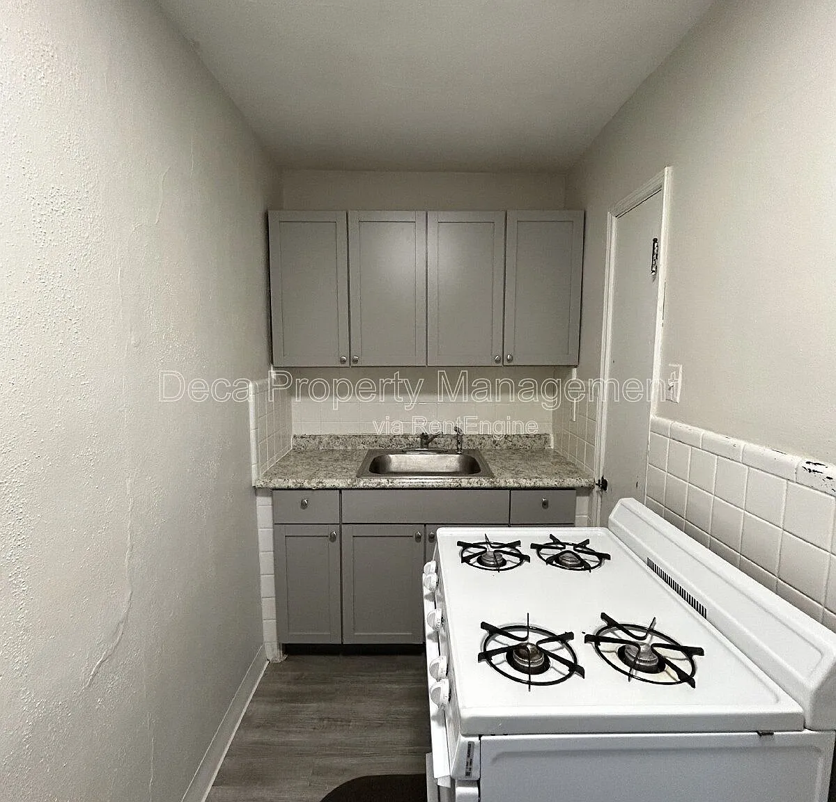 1 bed, 1.0 bath, 431 sqft, $745 — Photo 4