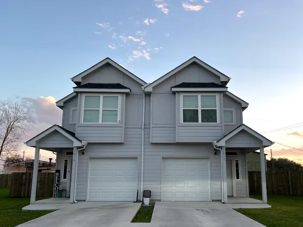 1014 E Fannin St, Luling, TX 78648