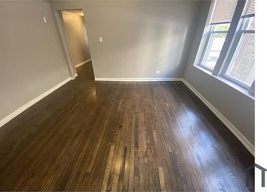 4th image of 5030 W North Ave